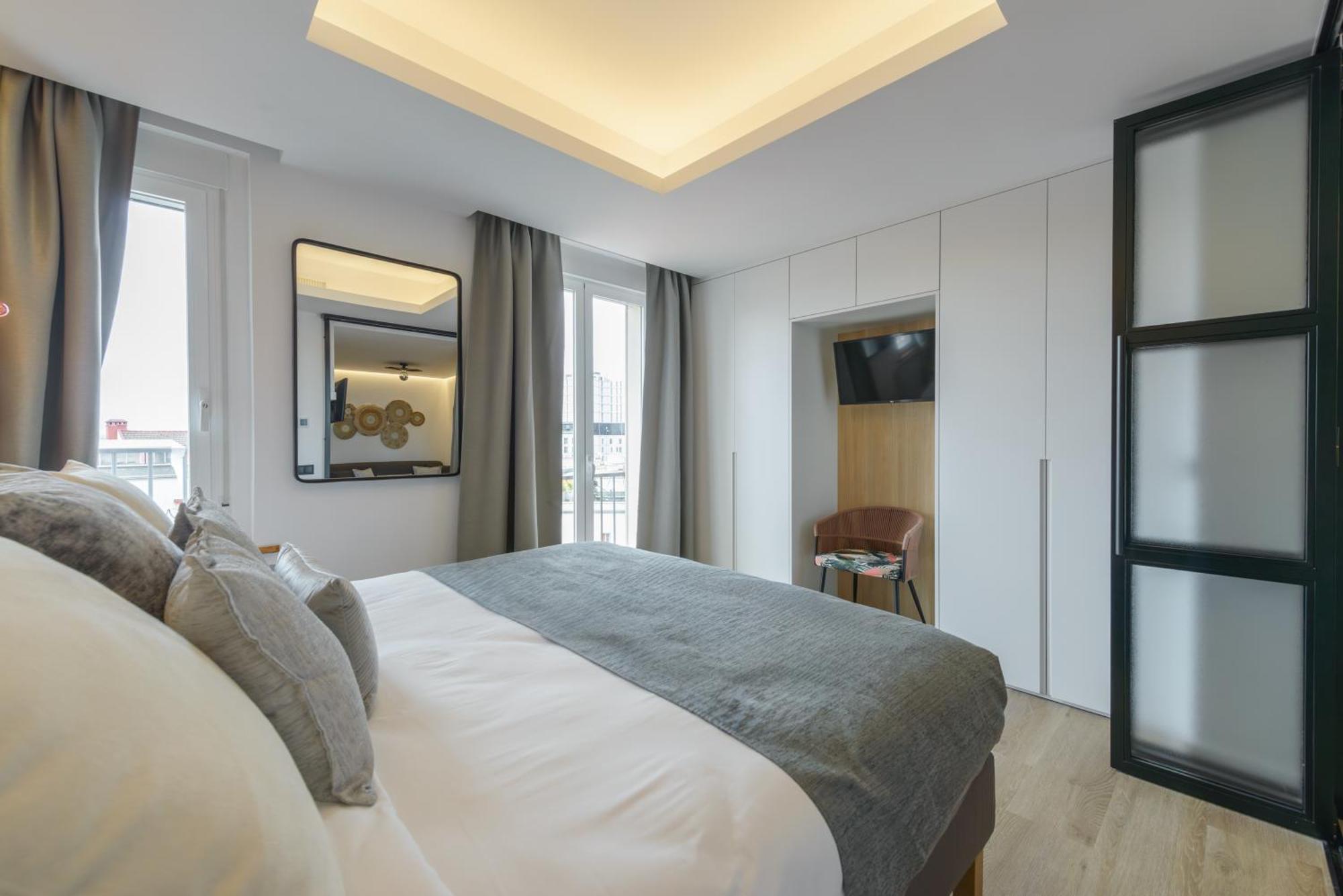 Gran Via Capitals By Monaro***** Apartment มาดริด ภายนอก รูปภาพ