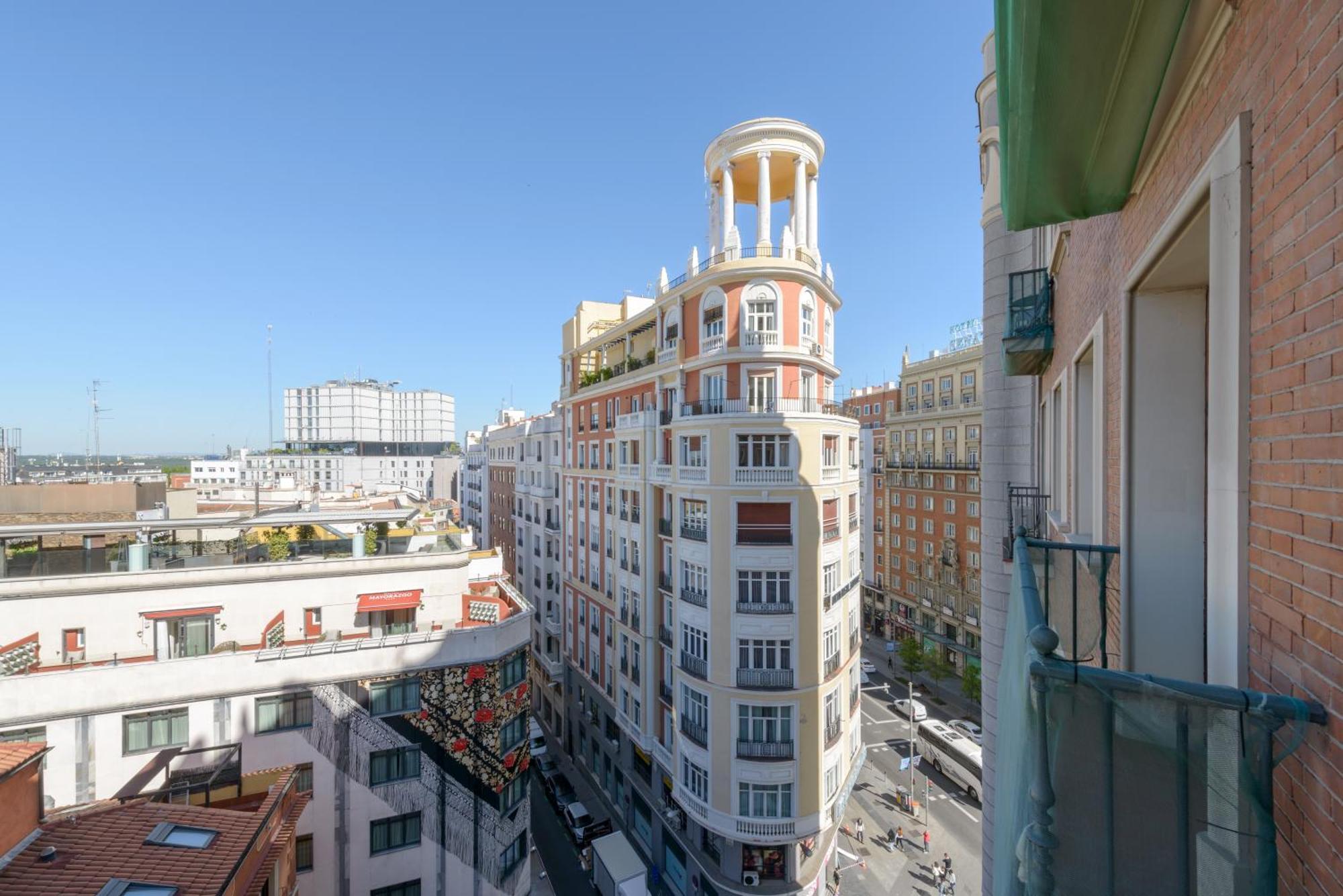 Gran Via Capitals By Monaro***** Apartment มาดริด ภายนอก รูปภาพ