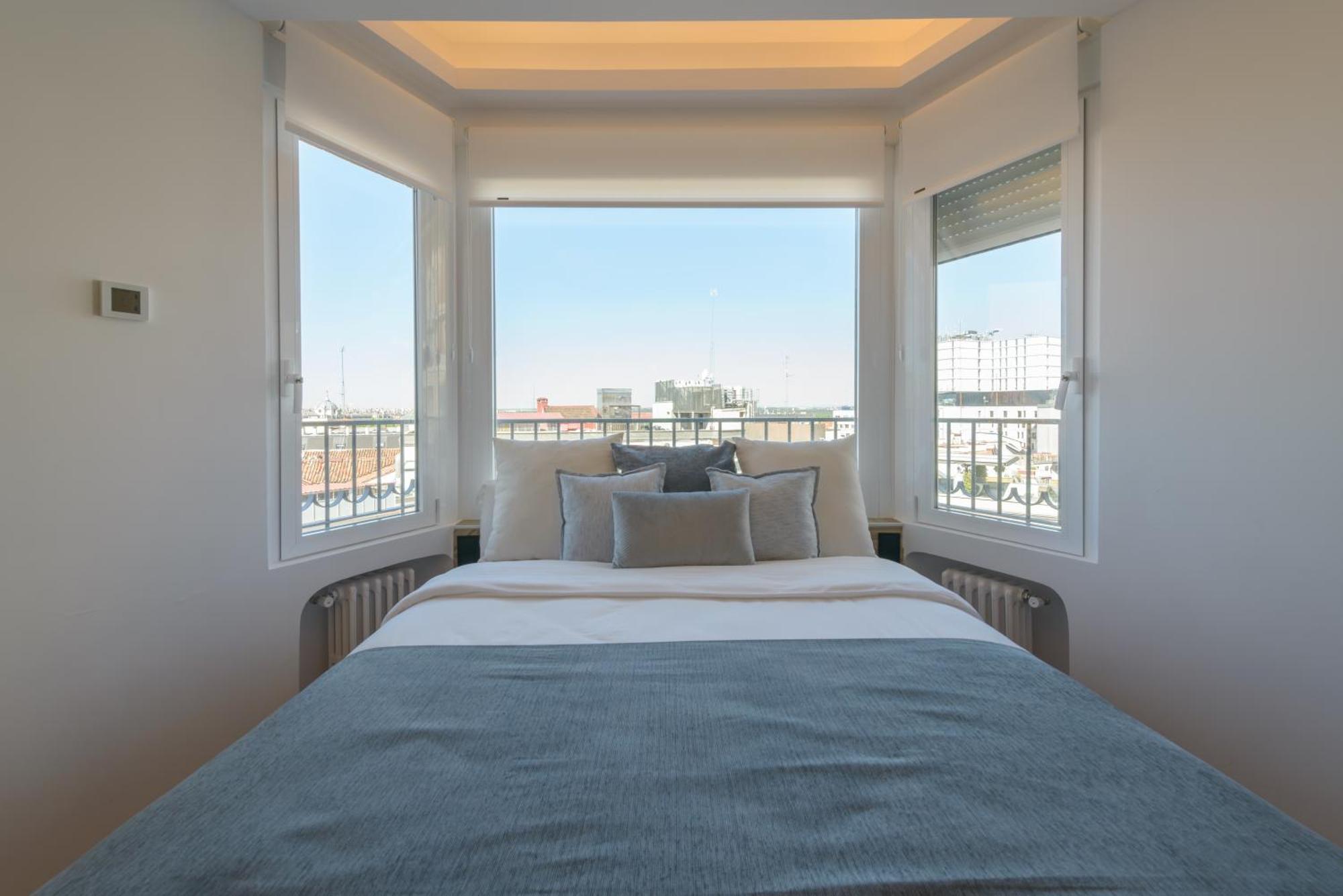 Gran Via Capitals By Monaro***** Apartment มาดริด ภายนอก รูปภาพ