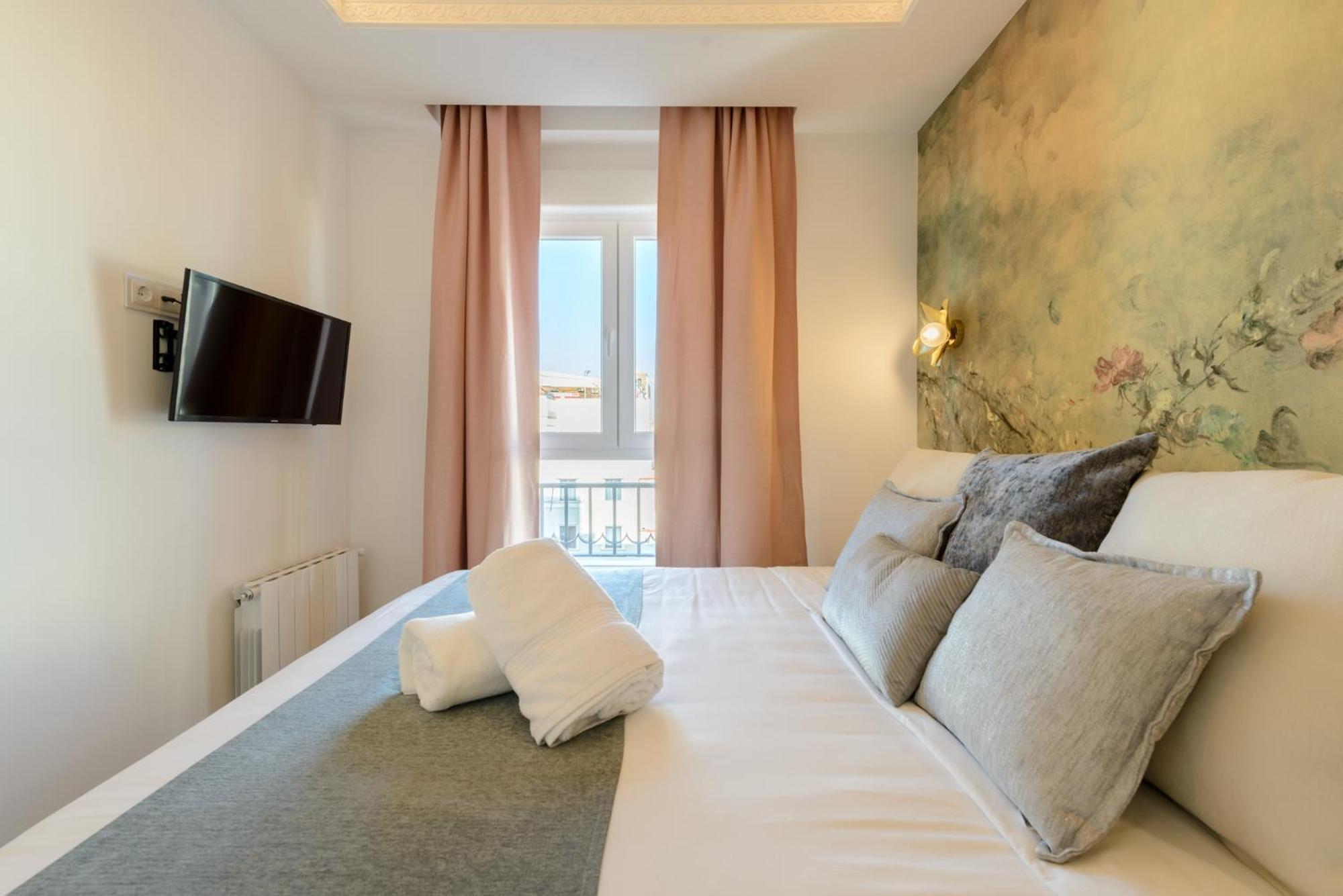 Gran Via Capitals By Monaro***** Apartment มาดริด ภายนอก รูปภาพ